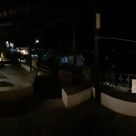 Thalatta Apart Otel Faros