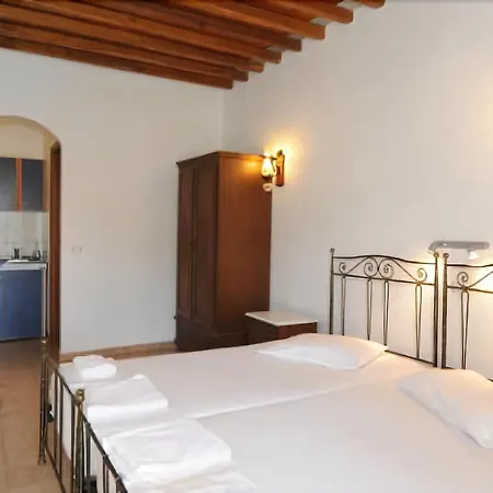 Thalatta Aparthotel