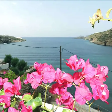 Thalatta Aparthotel 3*