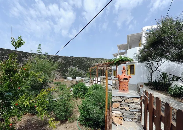 Thalatta Lägenhetshotell Faros