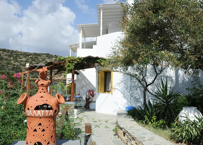 Thalatta Lägenhetshotell